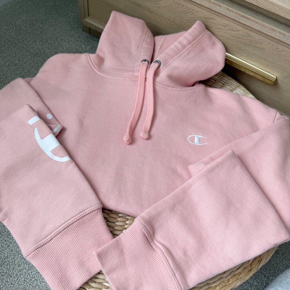 CHAMPION Classic Fleece Pullover Hoodie Pink + White Script Logo